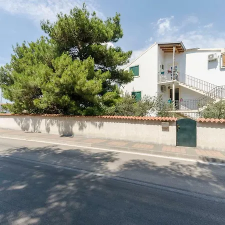 Tomislav Apartament *